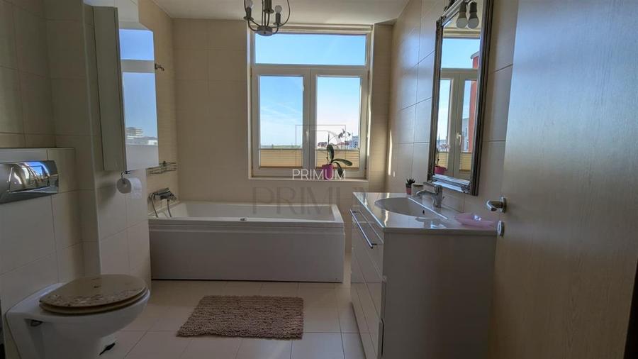 ARADULUI - PENTHOUSE - LIFT - 3 CAMERE - 2 BAI - 3 TERASE - CENTRALA PROPRIE - C - 5