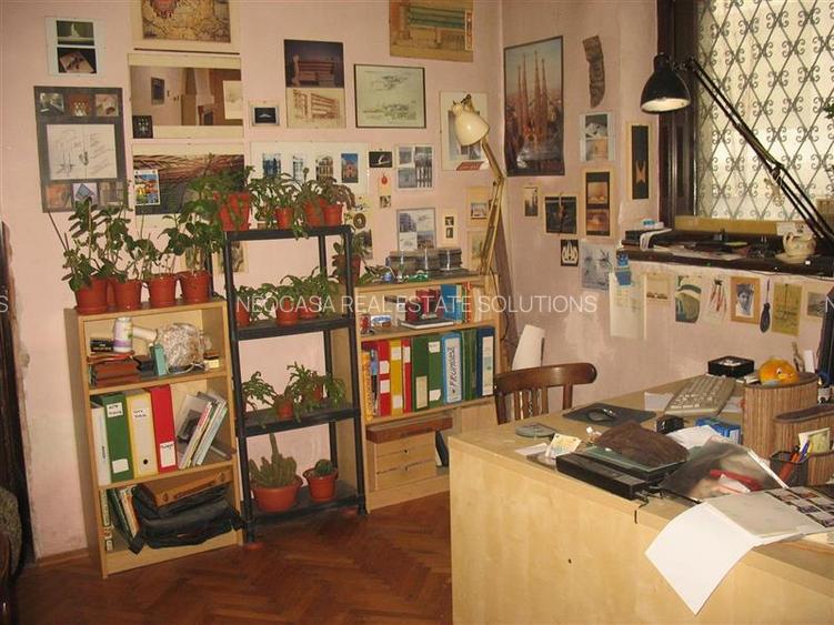 PTA VICTORIEI - VILA 521 MP UTILI, TEREN 587 MP! - 12