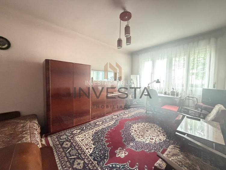 Casa spatioasa de vanzare cu front 27 ml in zona Andrei Muresanu - 8