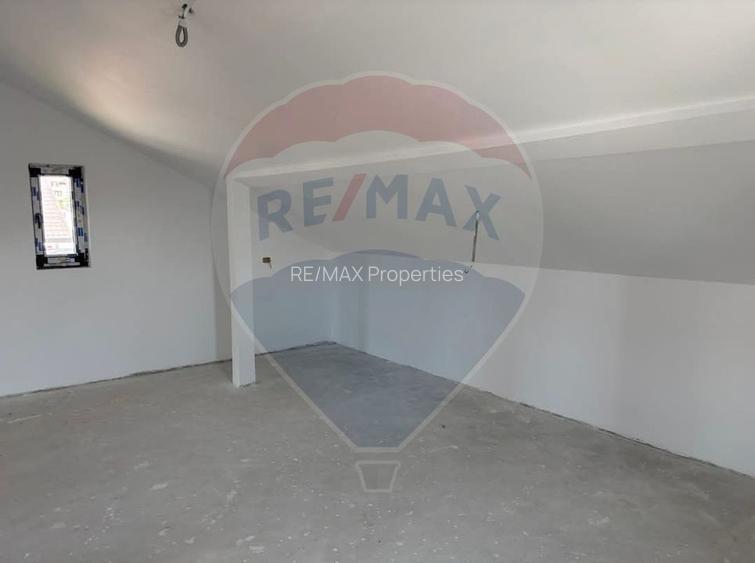 Casa de vanzare cu 5 camere și curte – Bragadiru - 6