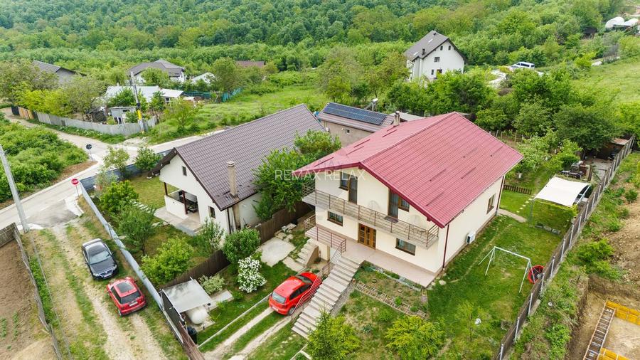 Casă/Vilă elegantă 5 Camere, Teren 900mp - Hlincea, Iași - 0% Comision - 31