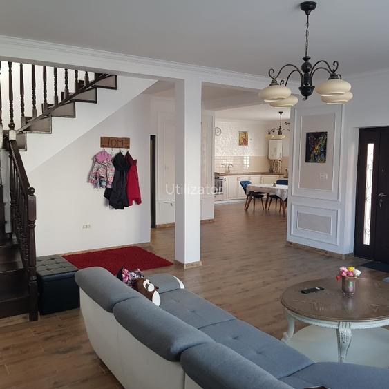 Casă de vânzare Năvodari str Bradului nr 1 bis - 12