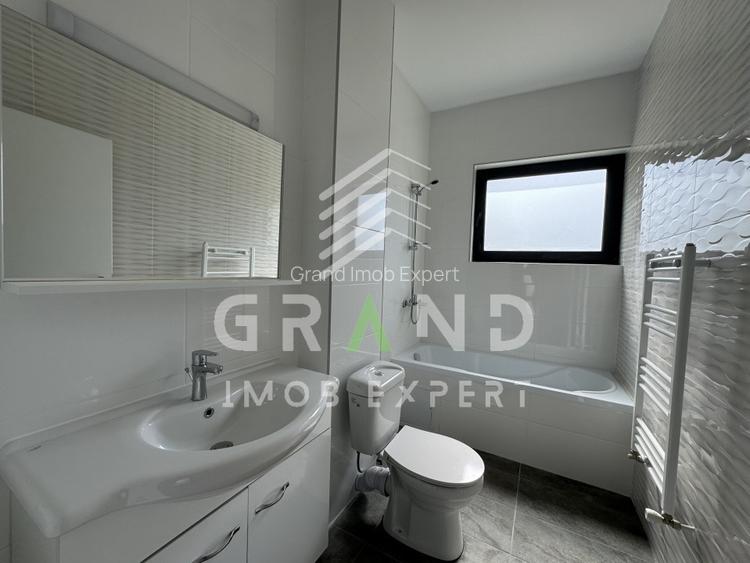 TOTUL NOU!Casa individuala,4 camere,3 BAI,TERASA,GARAJ,zona Dezmir - 7