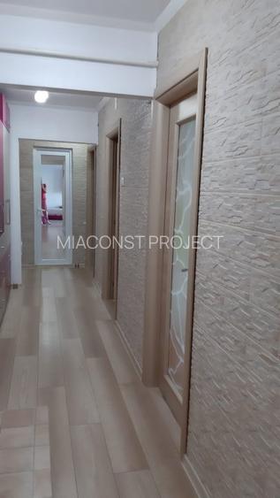 Apartament cu 3 camere, decomandat, zona Tomis III centrala pe gaz - 27