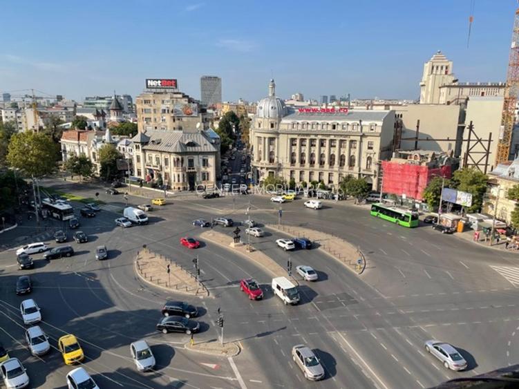 Piata Romana, 2 camere cu vedere superba, terasa, centrala proprie - 18