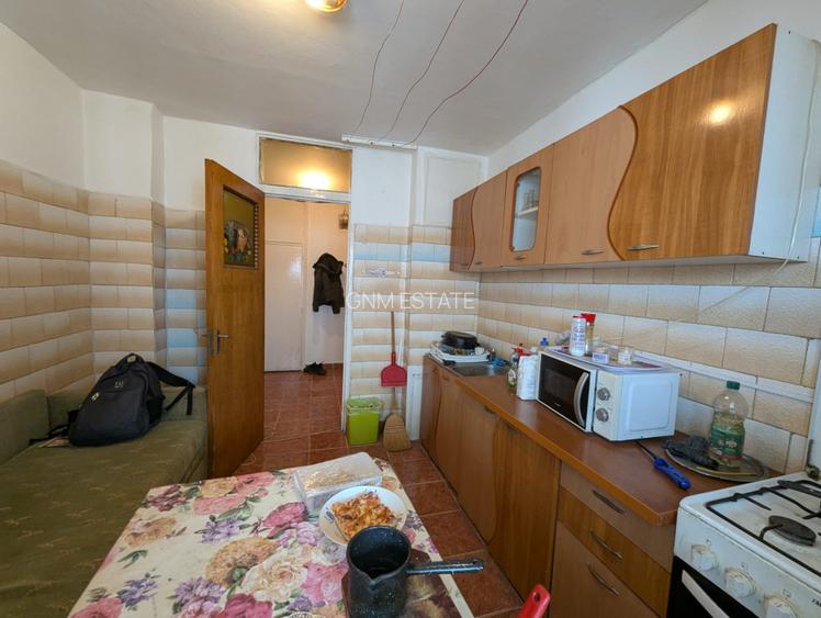 3 Camere Bloc Reabilitat Zona Ghencea - 6