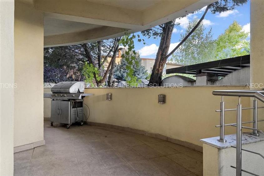 Vila de lux in apropiere de Cambridge School | Curte superba - 21