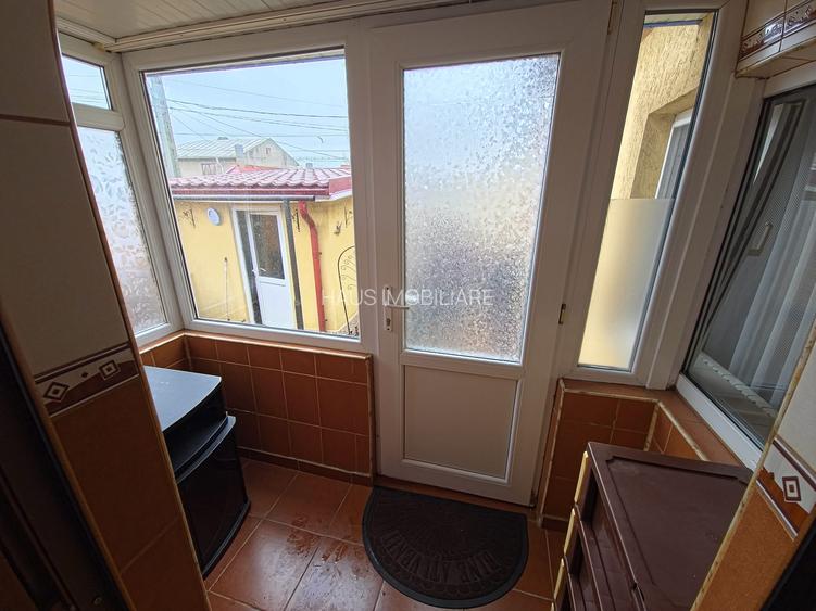 Casa la sol 4 camere zona Trocadero Dacia - 31