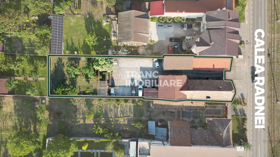 Casă generoasă cu 11 camere + spațiu comercial inclus | Calea Radnei - 3