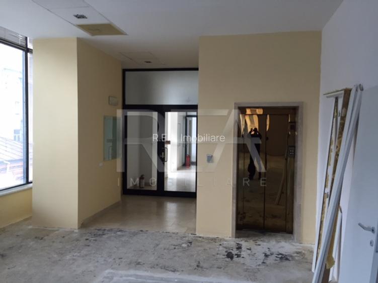 Premium Office Building Asset | 2.041 mp Su Totala | Ultracentral București - 22