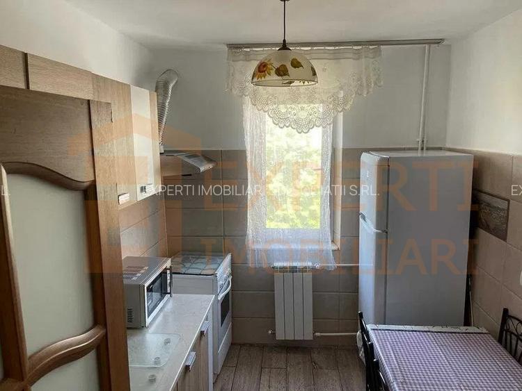 Apartament 2 camere de inchiriat, situat in zona Tomis II - 6