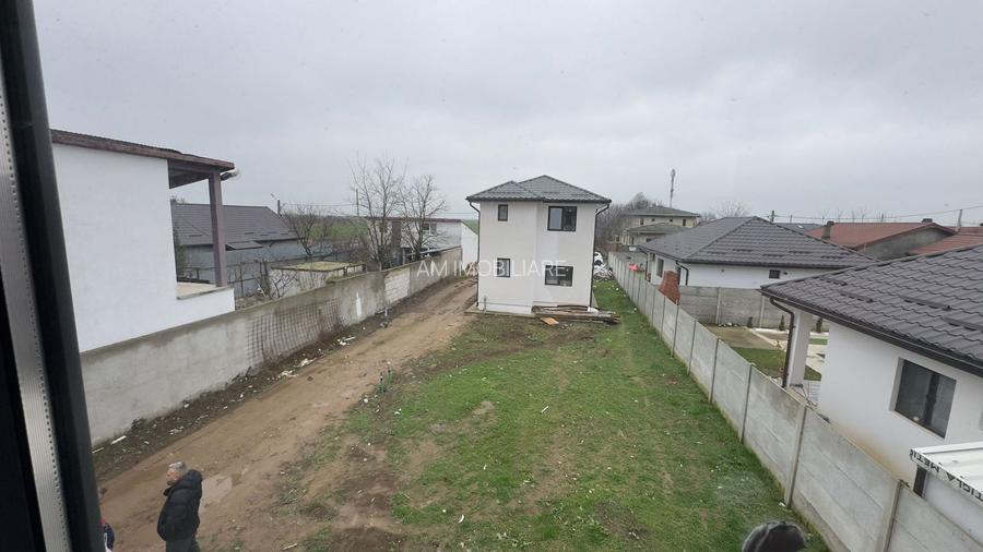 CASA INDIVIDUALA GLINA, INCALZIRE PARDOSEALA, TEREN 325 MP, COMIS 0% - 3