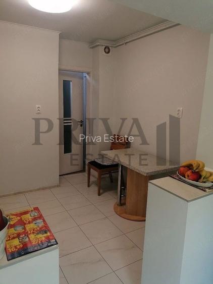 Apartament 3 camere, etaj 2, garaj, Girocului - 3