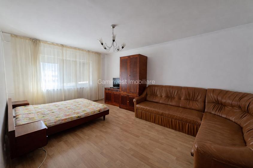 Apartament 3 camere de inchiriat in Oradea, zona Decebal - 66mp Decomandat - 2