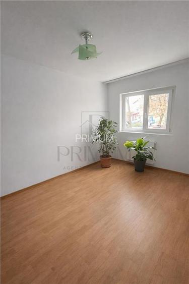 SIMION BARNIUTIU |3 CAM |PARTER INALT |CENTRALA |BOXA | ZONA EXCELENTA - 3