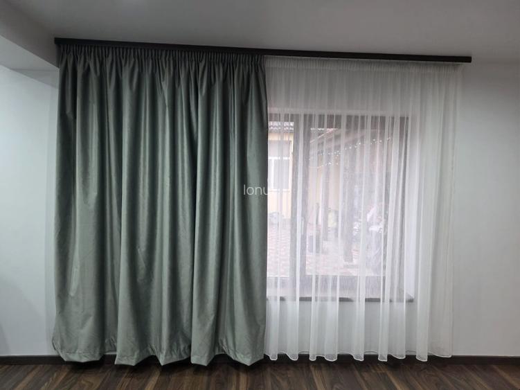 De vanzare 2 case plus teren - 3