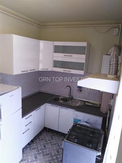 Garsoniera decomandata balcon parcare zona Turnisor - 2