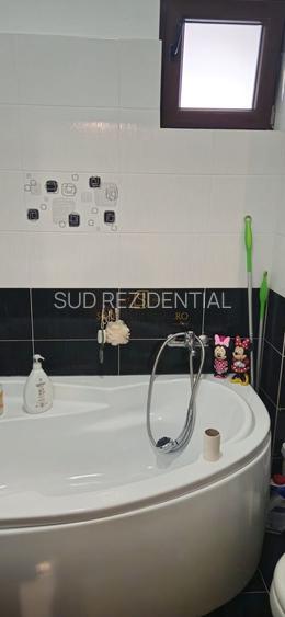 Disponibil imediat! Apartament cu 2 camere, acce metrou Berceni - 11