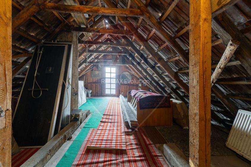 Refugiu în inima Transilvaniei – Casă săsească cu 5 camere în Rupea - 24