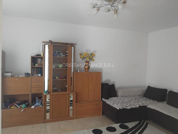 5217  Casa parter +etaj  KM 5 - 3