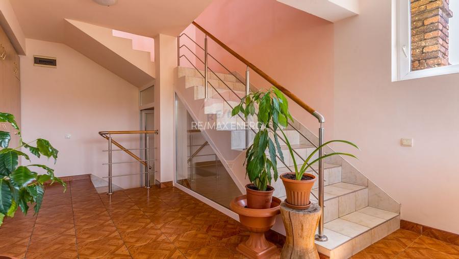 Casa pe 5 nivel-Ideala pentru Locuinta, Sediu Firma sau Investitie! - 13