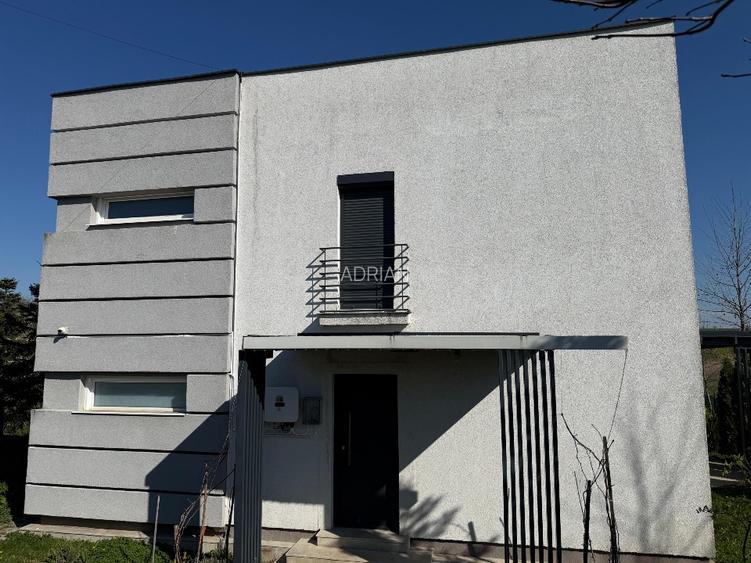 Vand Casa Cu Acces La Lac  - 13