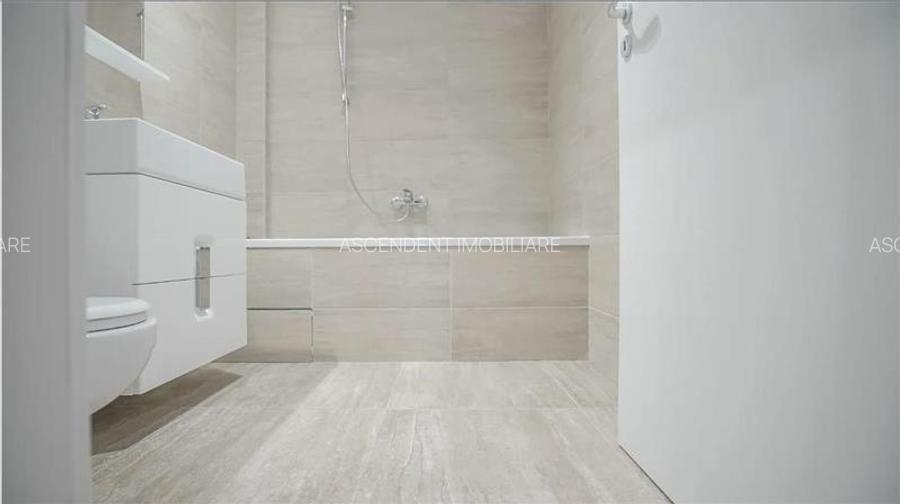 Proprietate rafinata, cu accente moderne, Central, Brasov - 13