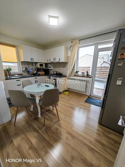 Vila Individuala 4 camere, anexa + curte libera 200mp Otopeni - 8