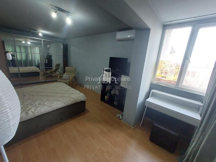 Apartament 2 Camere, Hol Pătrat, De Vanzare, Zona Semicentrala - 4