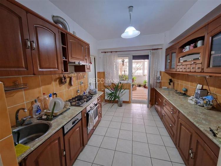 Apartament ultra spatios, de 222 mp utili+terasa foarte mare, inchisa, in Baile - 6