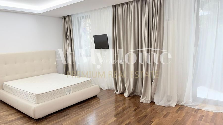 Apartament nou, lux, 3 camere, mobilat modern, 150mp terasa, 2 locuri parcare - 4