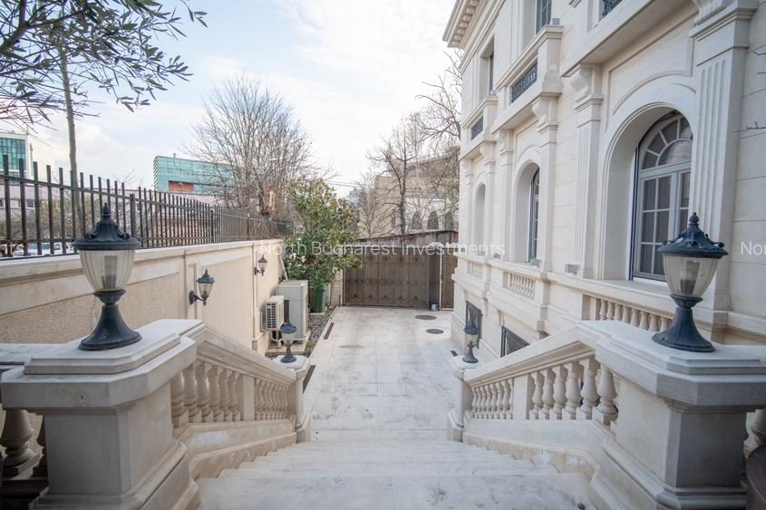 VILA HERASTRAU - 13 CAMERE - COMISION 0% - 2