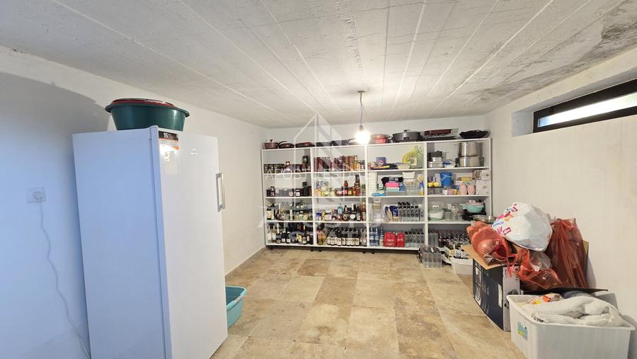 Casa individuala de inchiriat cu 5 camere, 3 bai si garaj, Sag, Timis - 29
