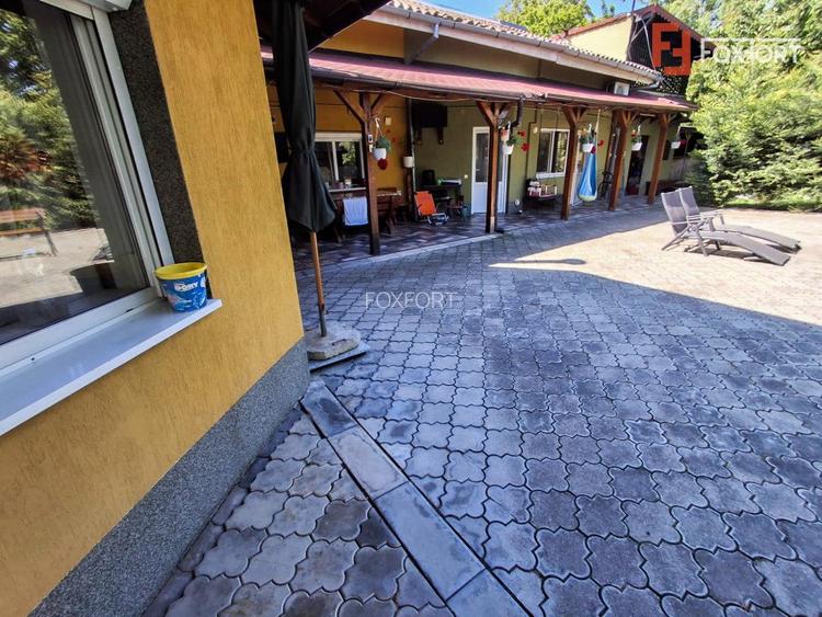 Casa individuala cu 8 camere si teren de 832 mp de vanzare, zona Girocului - 38