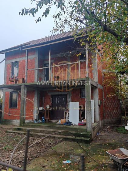 Oras Pantelimon Lebedei casa p+1+M 3 camere 159000eur - 2