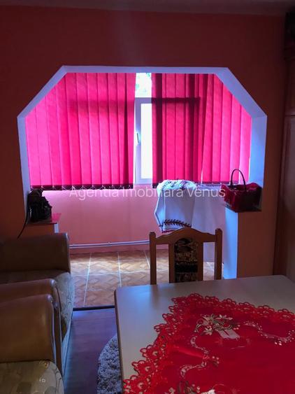 Apartament 3 camere etaj 1 la strada Imparat Traian - 3