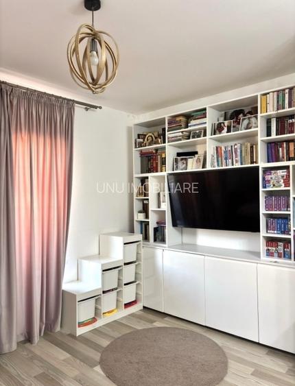 2 camere- Valea Lupului - etaj 2-  compex ESQ- etaj 2 - 92000 euro - 5