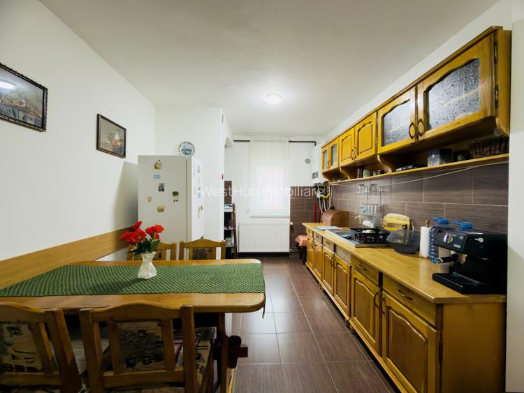 Apartament 4 camere, decomandat, etaj 2, 78mp in Bucovina - 3