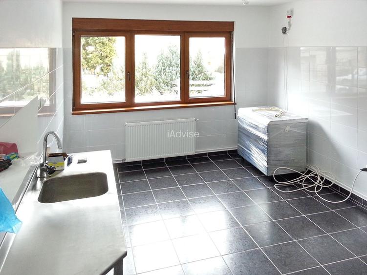 CASA DE VANZARE ULTRA-CENTRAL - locatie deosebita - 13