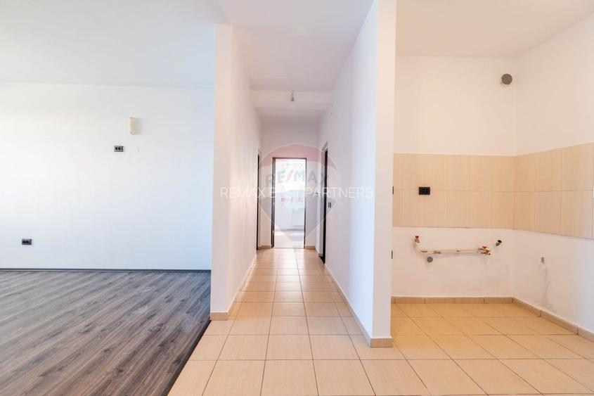 Apartament 3 camere de vanzare in Floresti, Str.Eroilor 80 zona Profi - 4