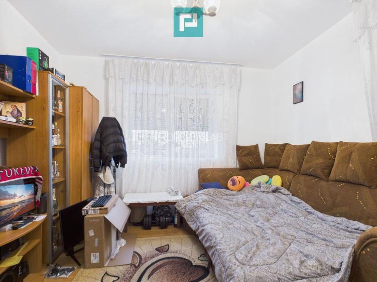 Casă cu 2 corpuri și 3 camere în Nădab - 7