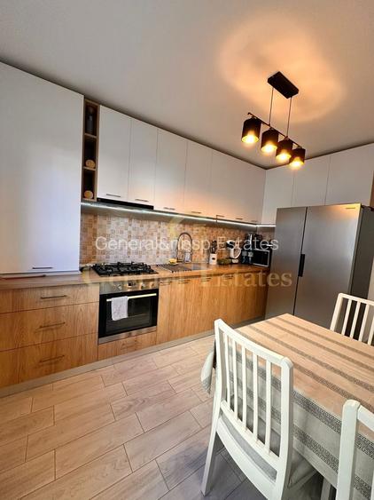 De vanzare apartament cu 3 camere | Sanpetru - 7