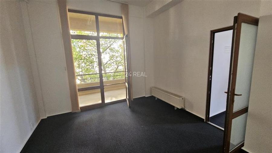 Vanzare cladire pentru birouri, clinica, service, productie, depozit - 13