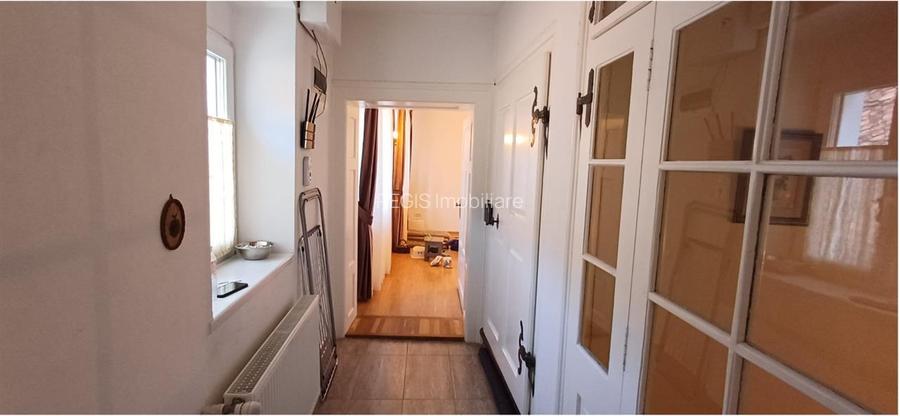 Apartament la casa ,3 camere Centrul Istoric - 10
