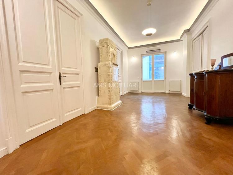 SPATIU DEOSEBIT VILA / PARTIAL MOBILAT SI UTILAT - 3