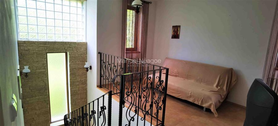 Manuel recomanda : Vila superba in Cornu de Jos 295mp , teren 1360mp - 21