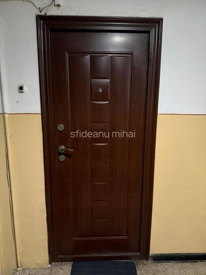 Proprietar, vand apartament 3 camere+ Boxa  in strada Aleea Callatis, bloc A14, - 11