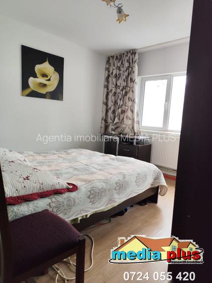 Apartament cu 2 camere decomandat zona Dunarea - 3