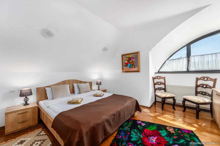 Casa de locuit sau vacanta 5 camere, 5 bai, 2600mp teren langa Humor - 26