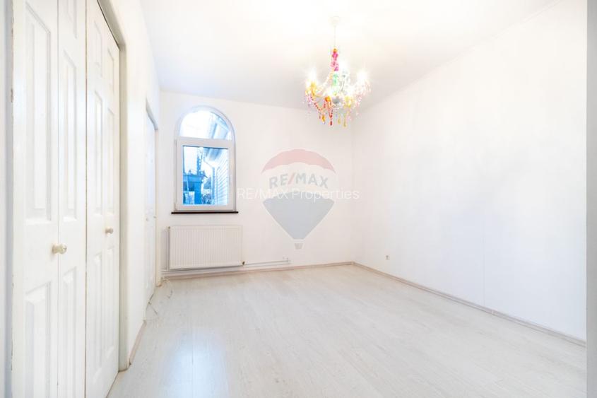 Vanzare Vila 5 camere cu terase mari si priveliste directa la lac - 9